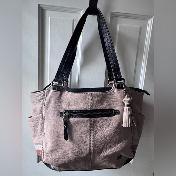 Gorgeous SAK leather color block hobo bag. - Picture 10 of 12